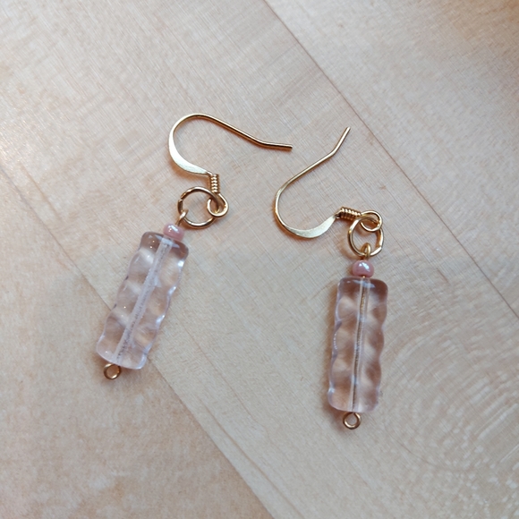 3 for 20 Pink Glass Earrings - Picture 1 of 2
